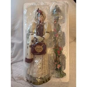 Avon 2006 Mrs Albee Figurine Presidents Club Representative Award With Box